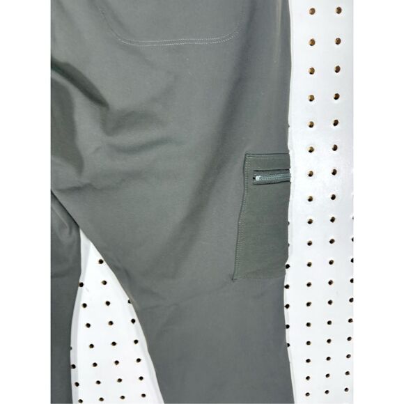Athleta headlands hybrid cargo pants size 8 - Picture 10 of 13